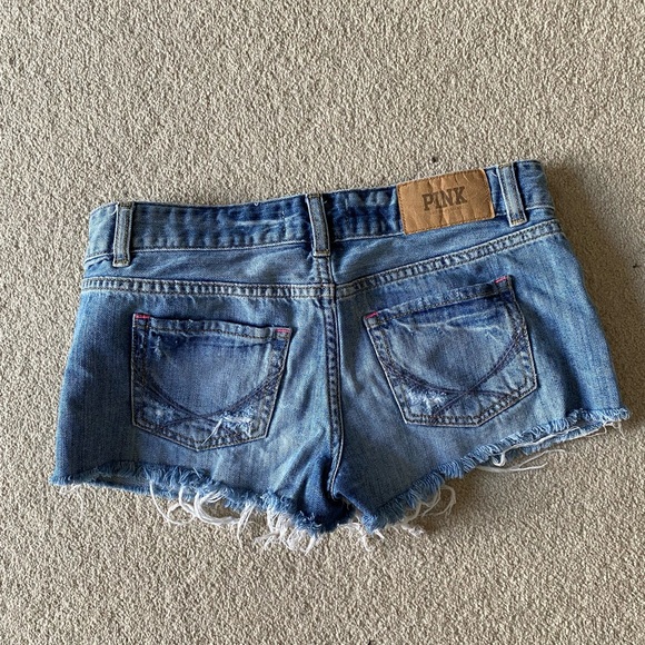 Victoria’s Secret Pink denim shorts. BAGGY FIT FOR A SIZE 2 FYI - Picture 2 of 2